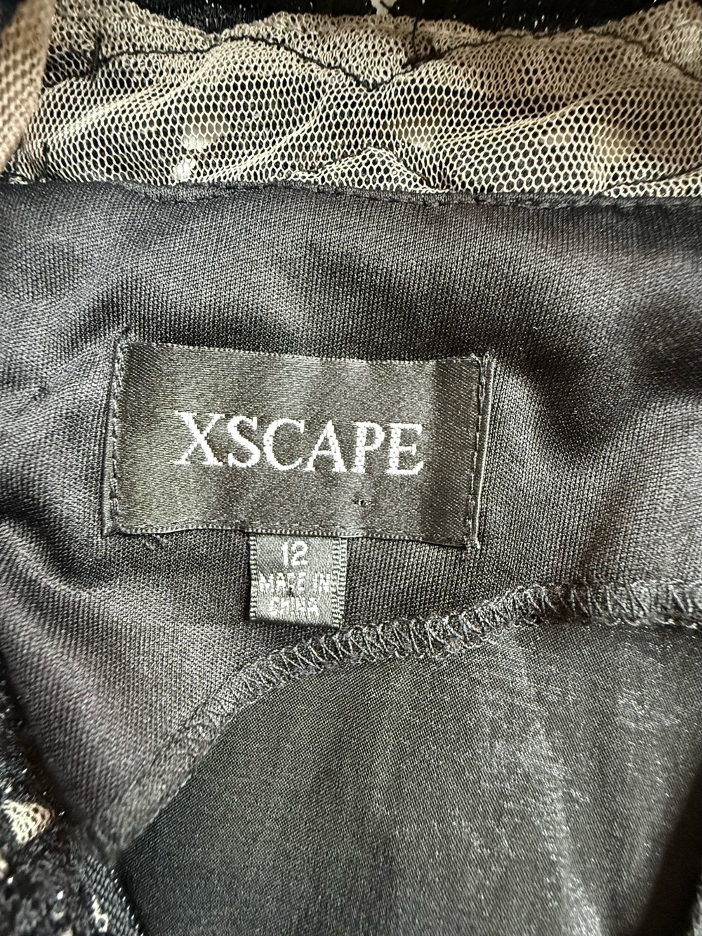Xscape Black Lace-Accent Mermaid Maxi Dress - Picture 5 of 10